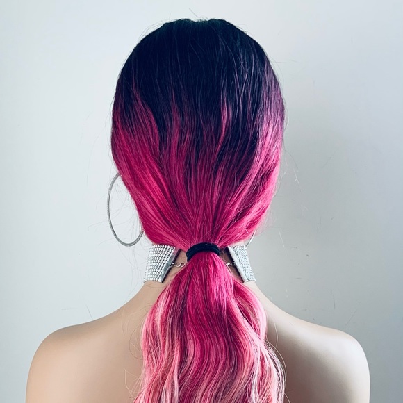Gorgeous 30” Ombre Pink Fuchsia Synthetic Lace Front Wig - Picture 7 of 14